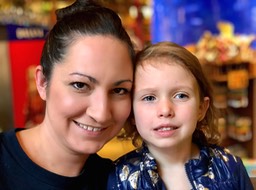 Kara & Anna at Rainforest Cafe